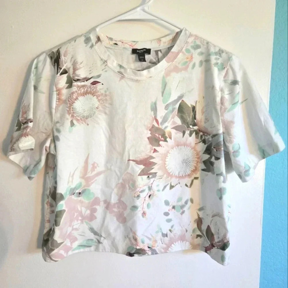 Express Relaxed Fit Floral Crop Top Size XS - Picture 1 of 4